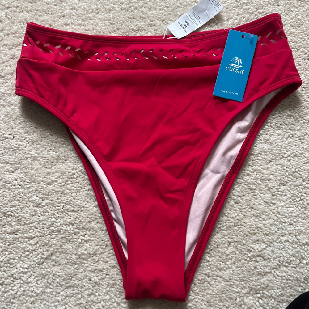 Cupshe Red High Waist Bikini Bottoms Cutout Swimwear Sexy Size S NWT‎